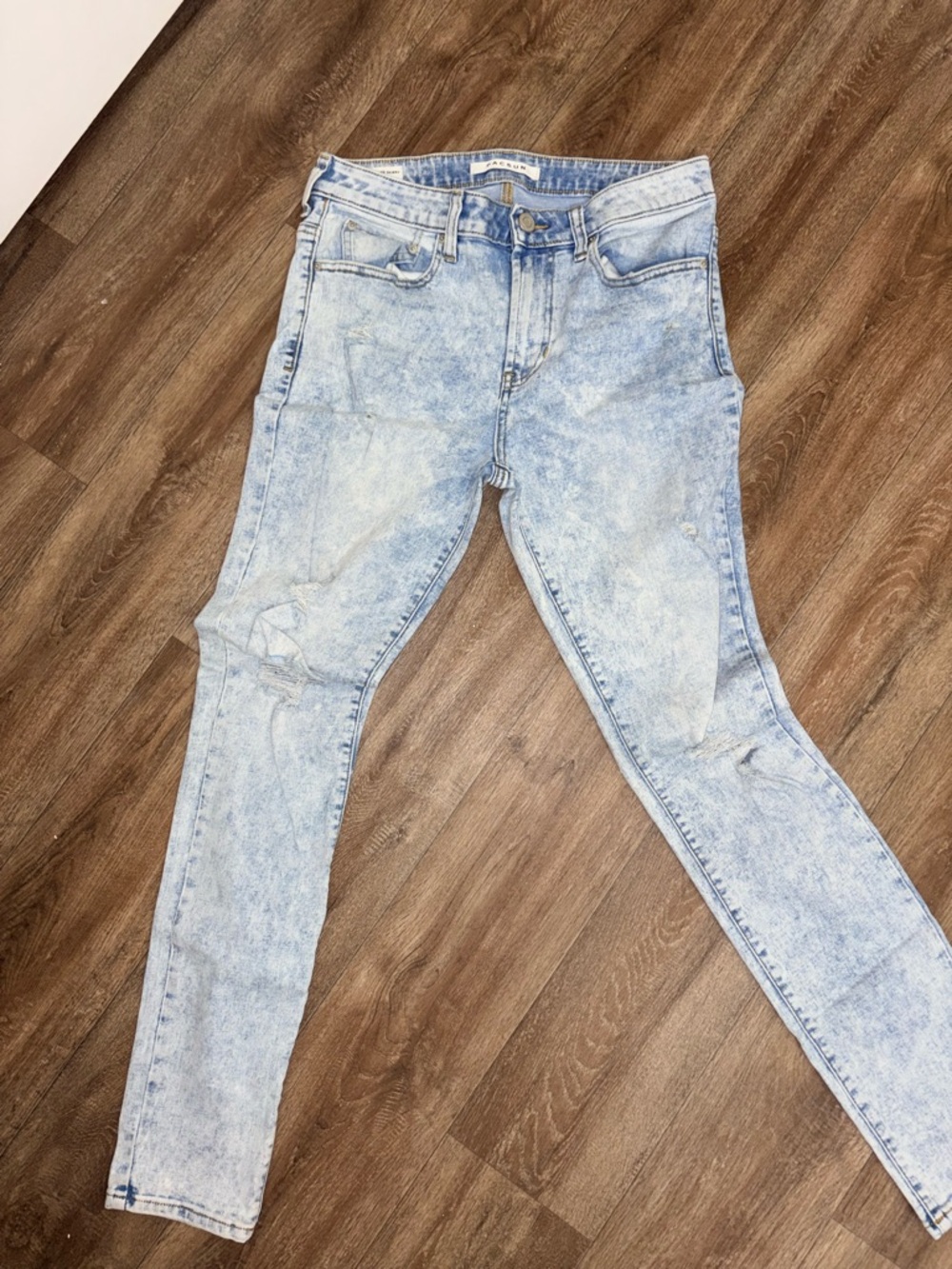 PacSun Men’s Skinny Jeans in Light Acid Wash Blue